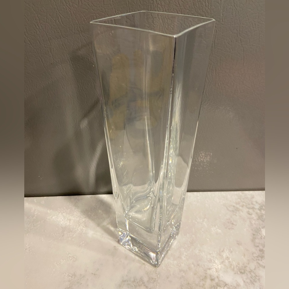 Cristal vase Royales de Champagne France pre-owned
